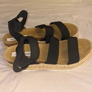 Steve Madden Kimmie Black sandals